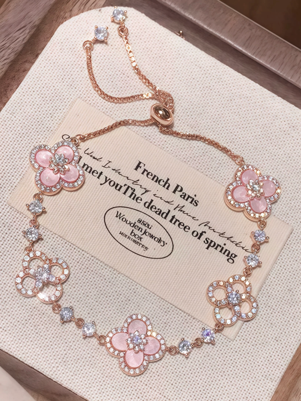 Sakura Cleef Bracelet